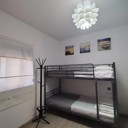 Case de vacanță Isaias House *